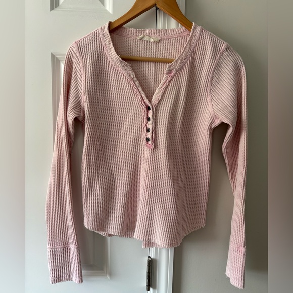 Lucky Brand Pink Waffle Knit Henley Raw Hem - Picture 2 of 10